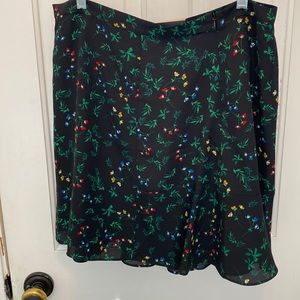 Banana republic a-line black skirt with floral detail. Size 10 NWT